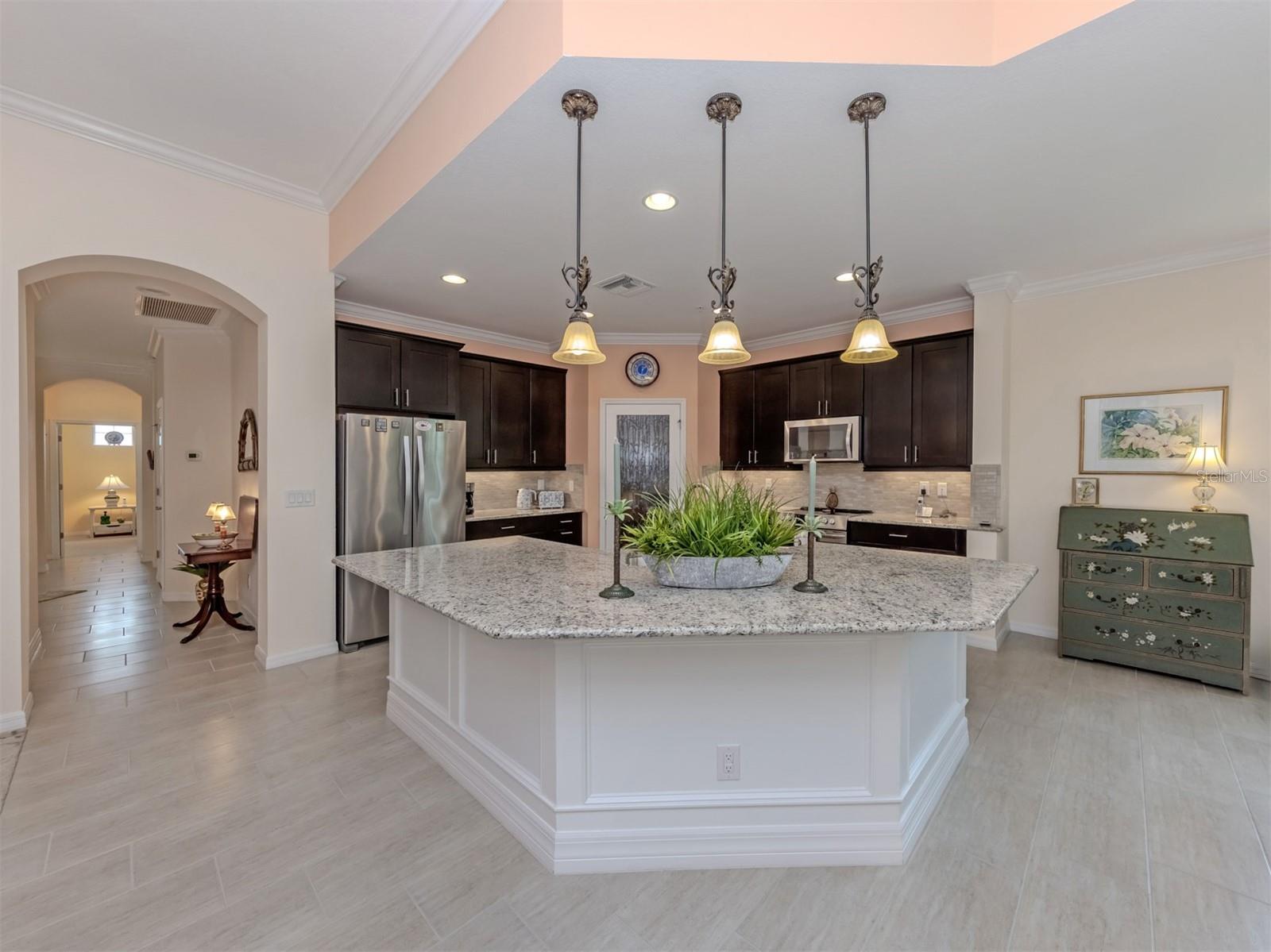 170 BELLA VISTA TER #20C — photo 24