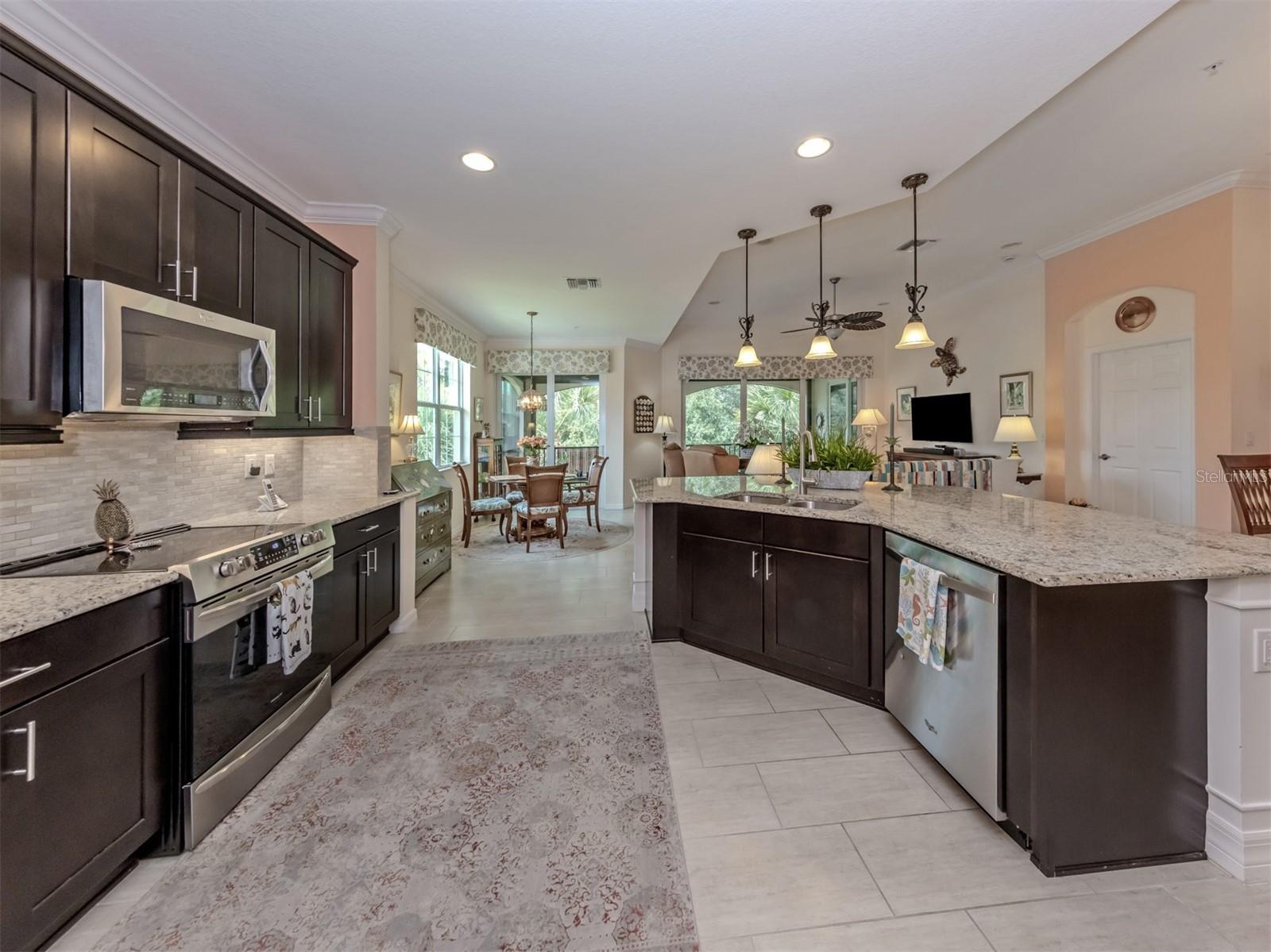 170 BELLA VISTA TER #20C — photo 10