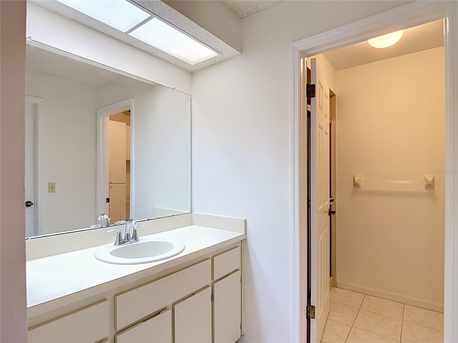 13227 MOLITOR CT — photo 31