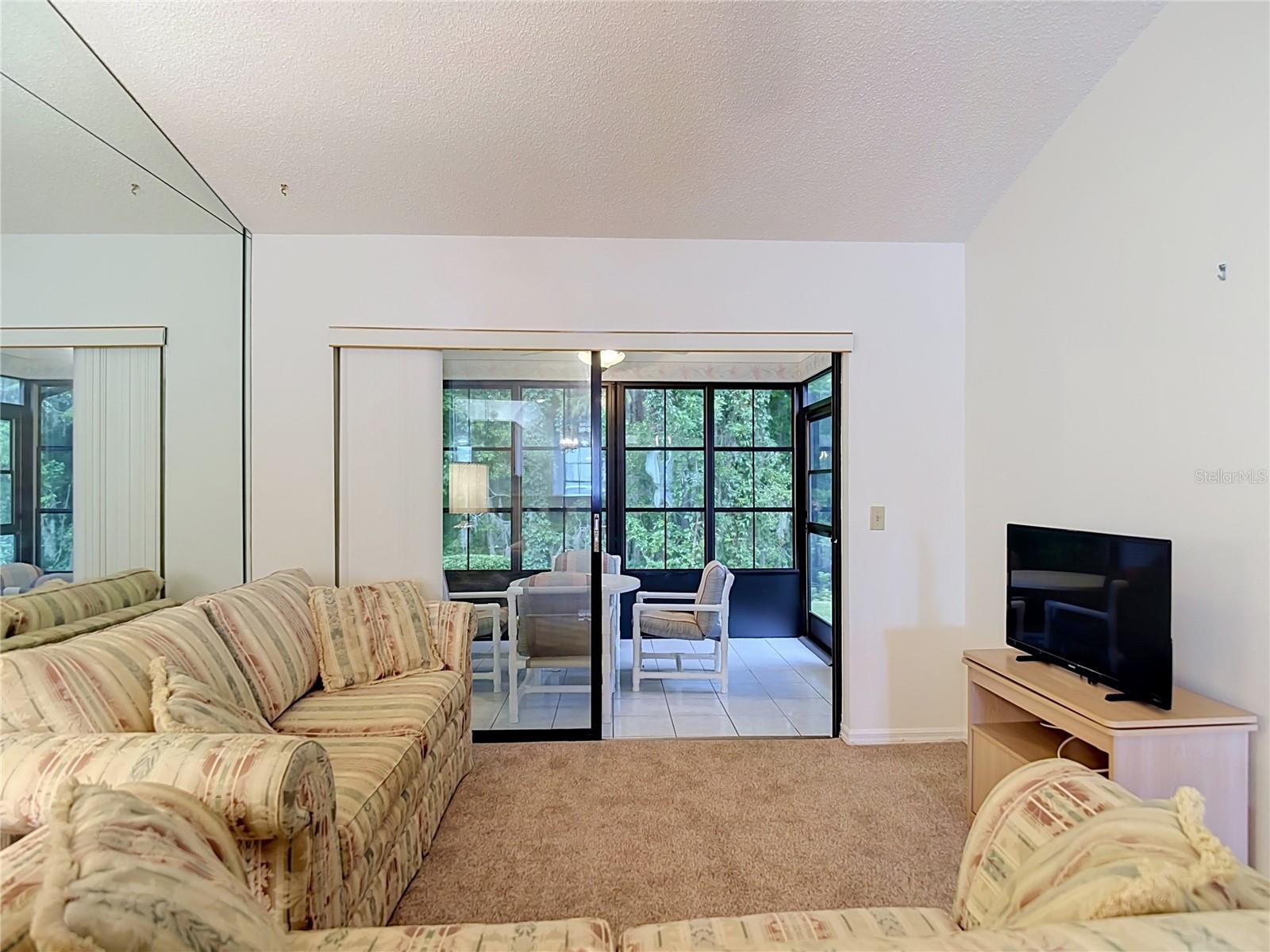 13227 MOLITOR CT — photo 11
