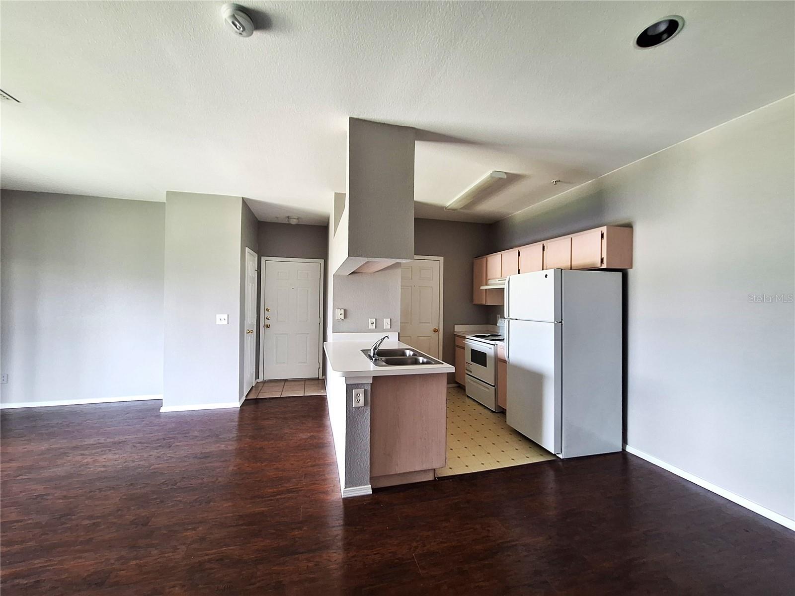 12906 SANCTUARY COVE DR #304 — photo 9