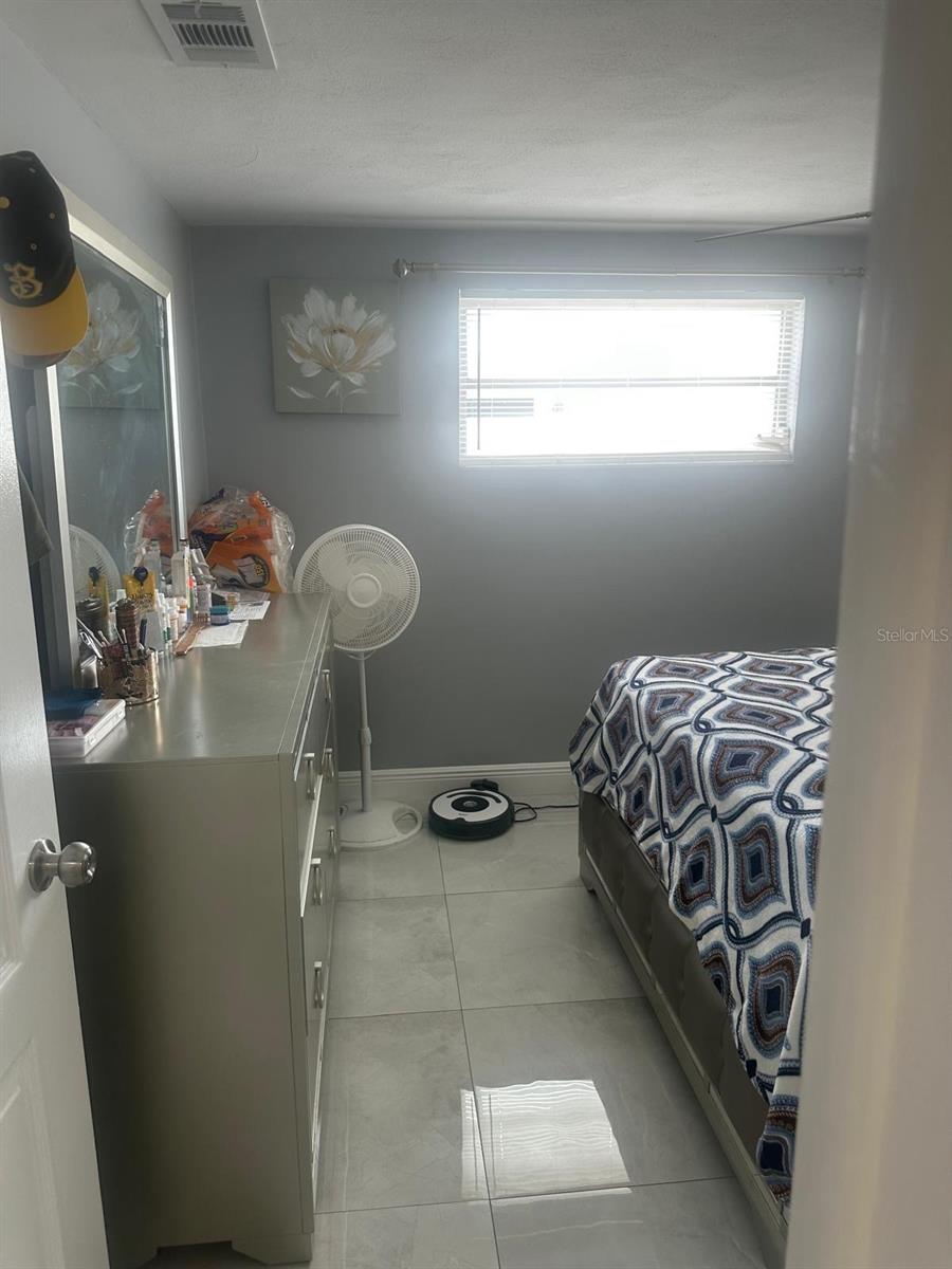 11719 ENTERPRISE DR — photo 10