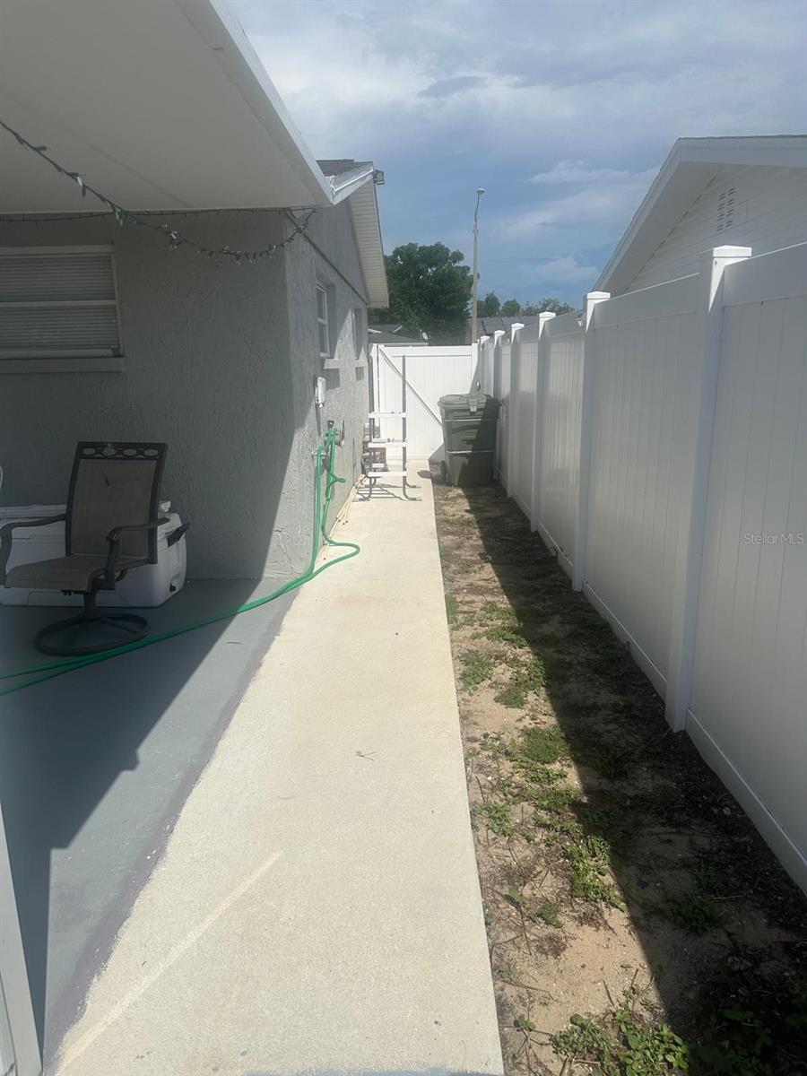 11719 ENTERPRISE DR — photo 15