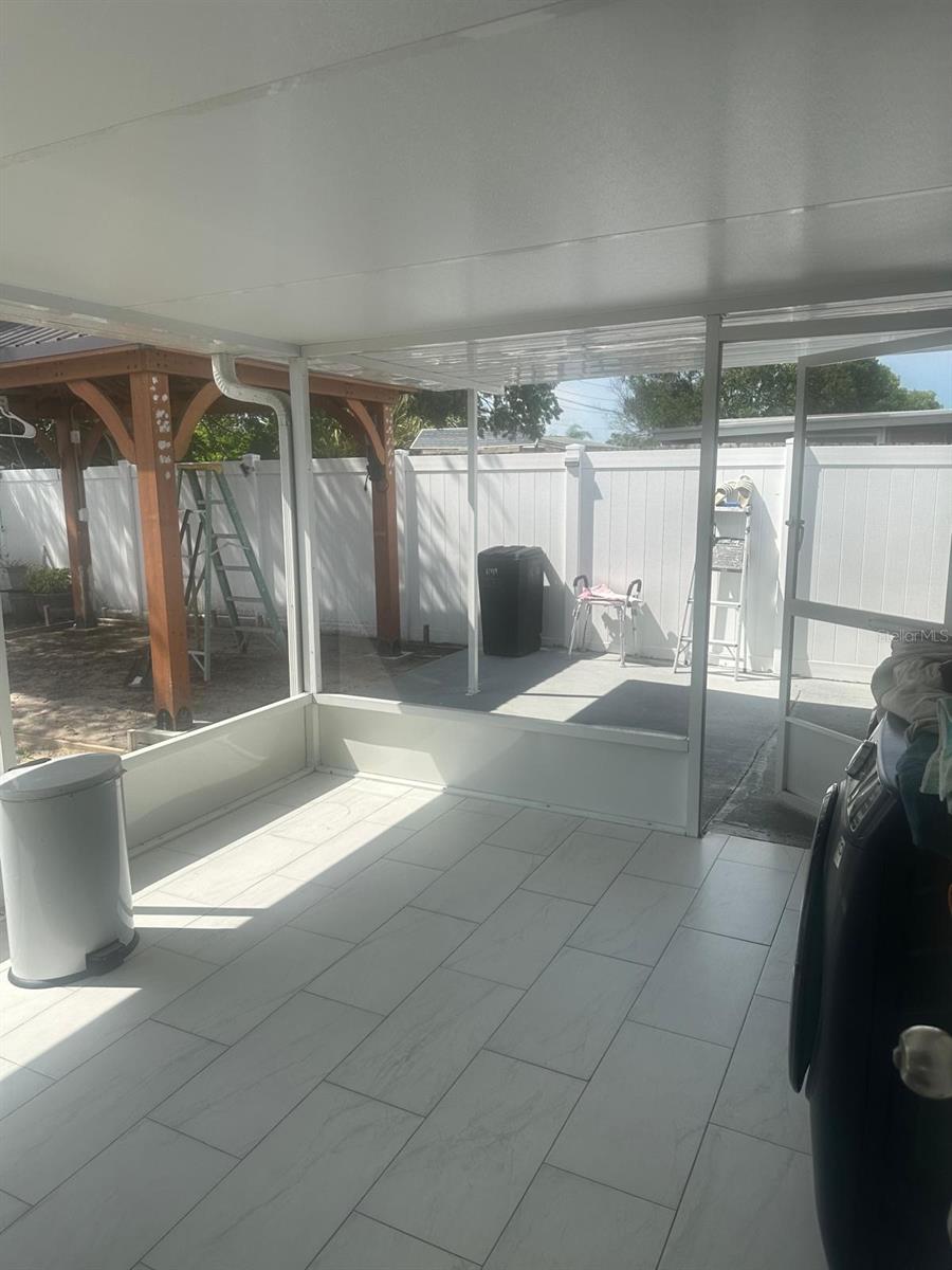 11719 ENTERPRISE DR — photo 13