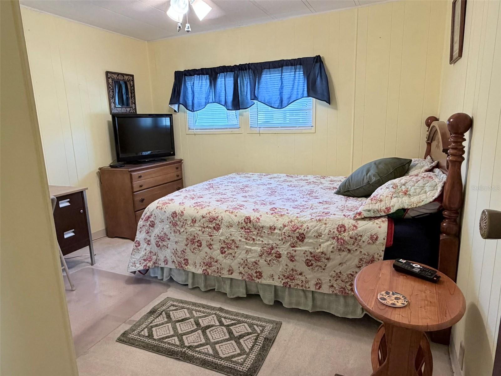 2068 CA D ORO DR — photo 17