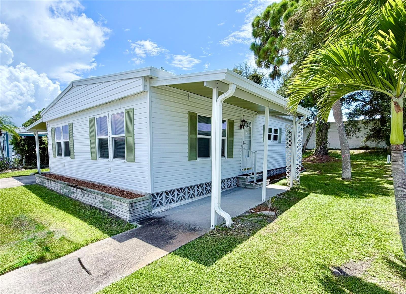 2068 CA D ORO DR — photo 3