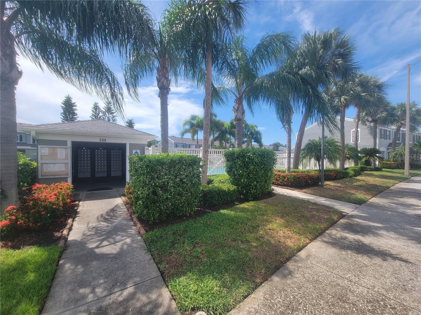 279 COUNTRYSIDE KEY BLVD — photo 39