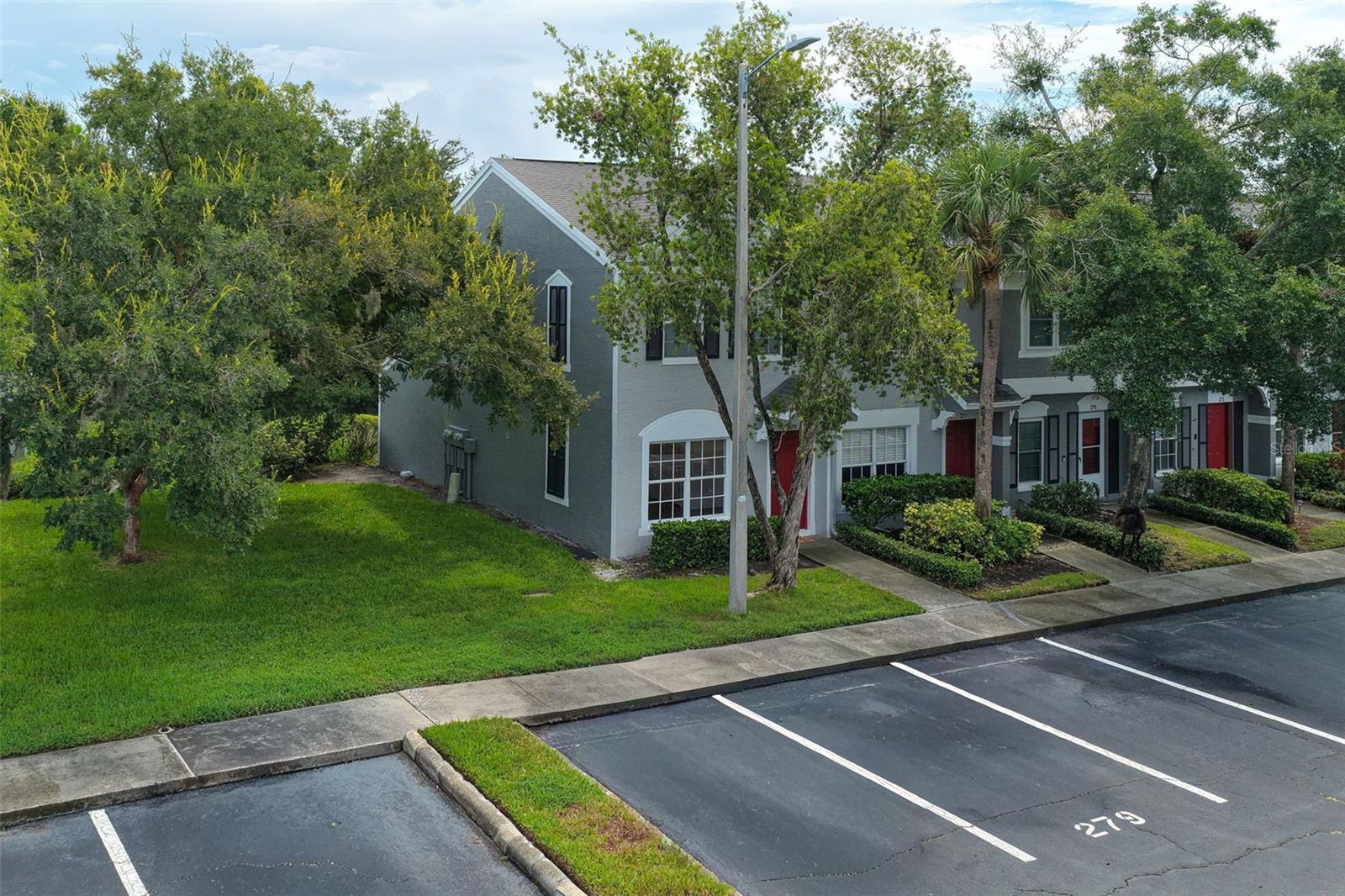279 COUNTRYSIDE KEY BLVD — photo 32