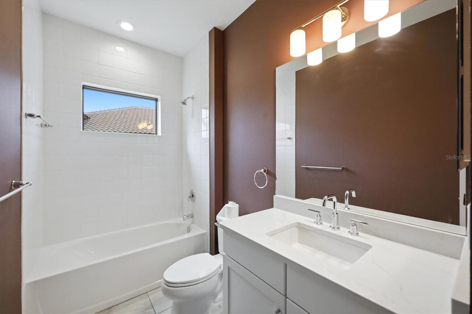 425 ARIANO AVE — photo 21