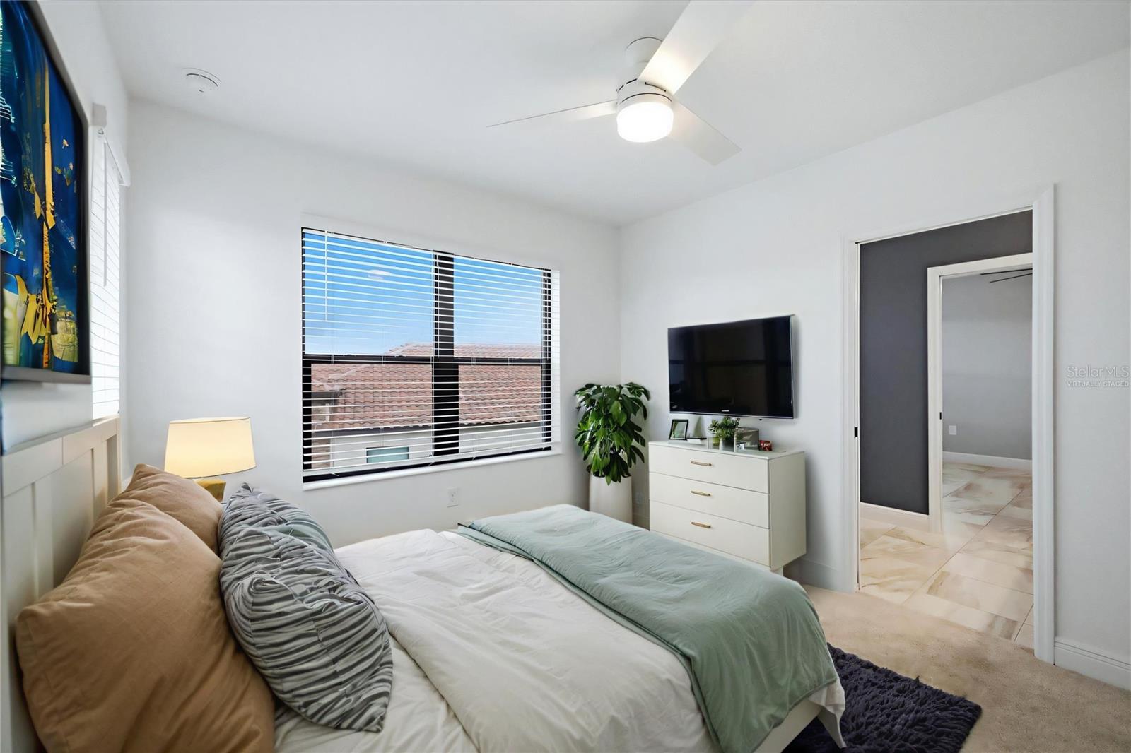 425 ARIANO AVE — photo 29