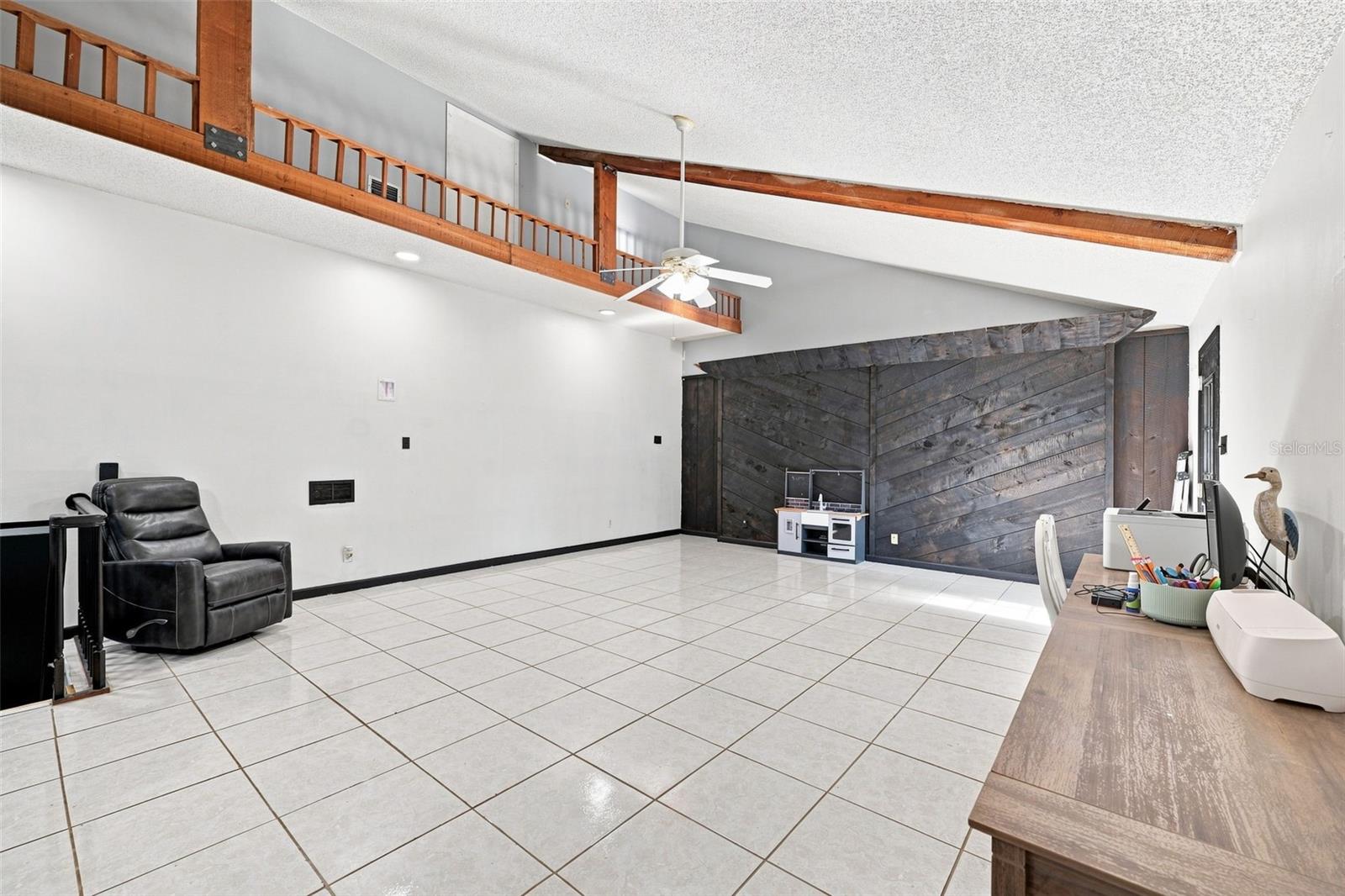 28850 LINDENHURST DR — photo 30
