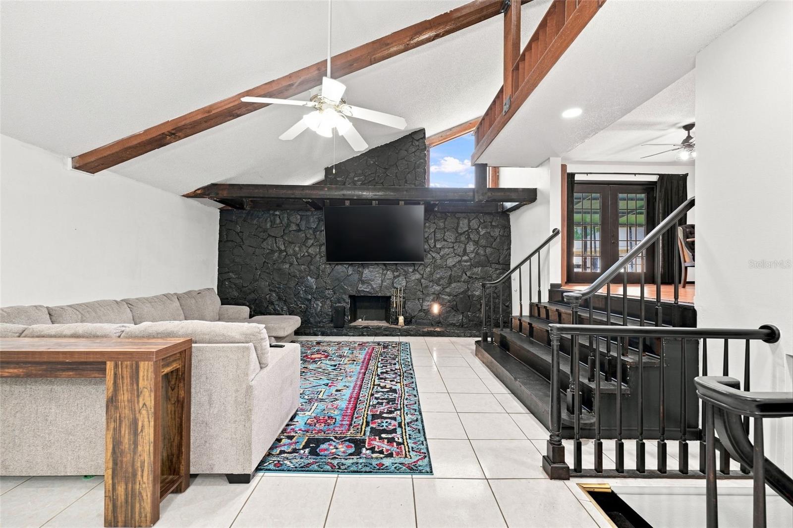 28850 LINDENHURST DR — photo 28