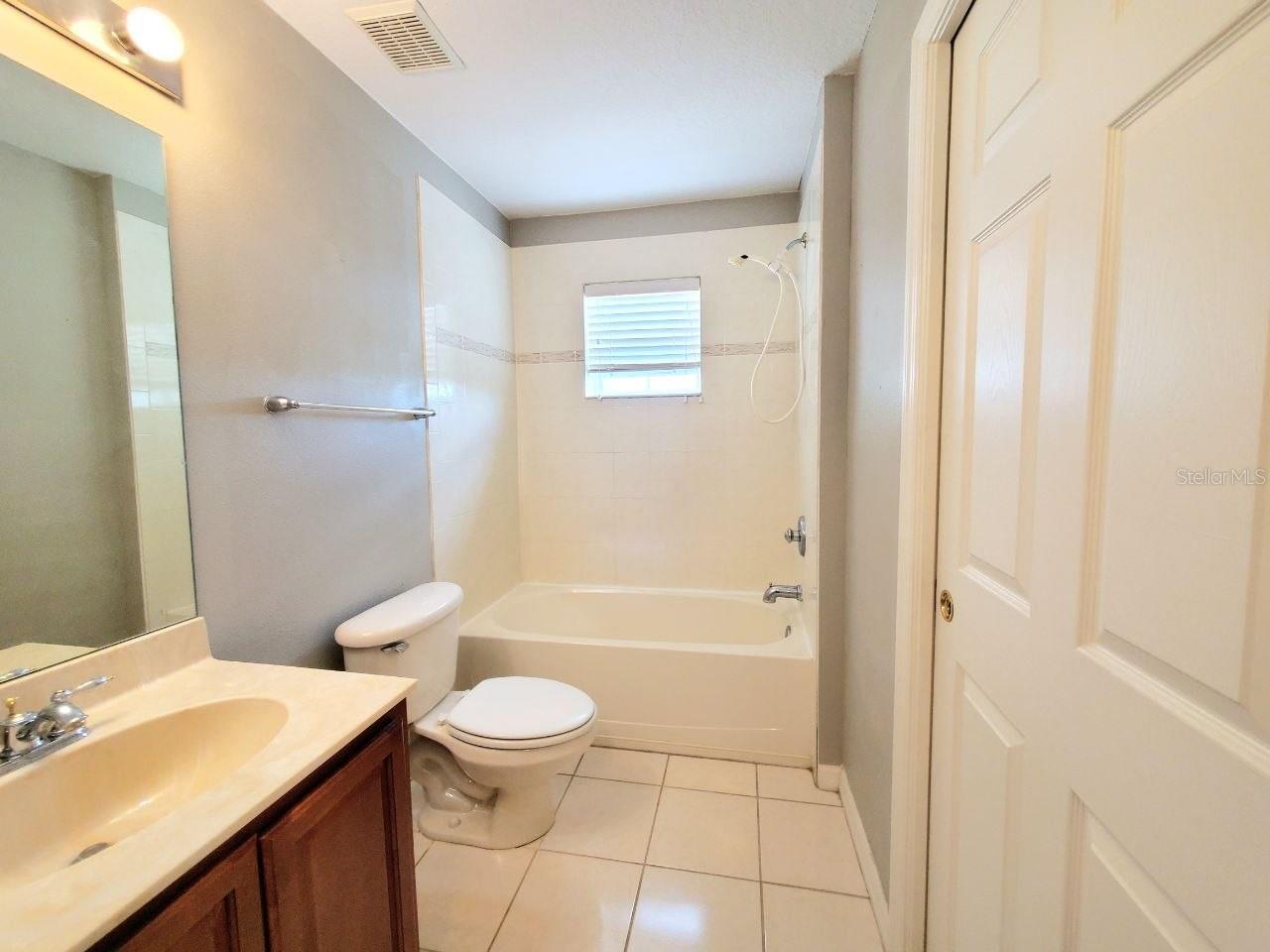 20420 NEEDLETREE DR — photo 27