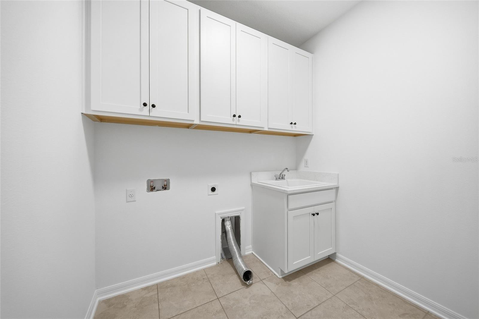 7824 NOTCHED PINE BND — photo 43