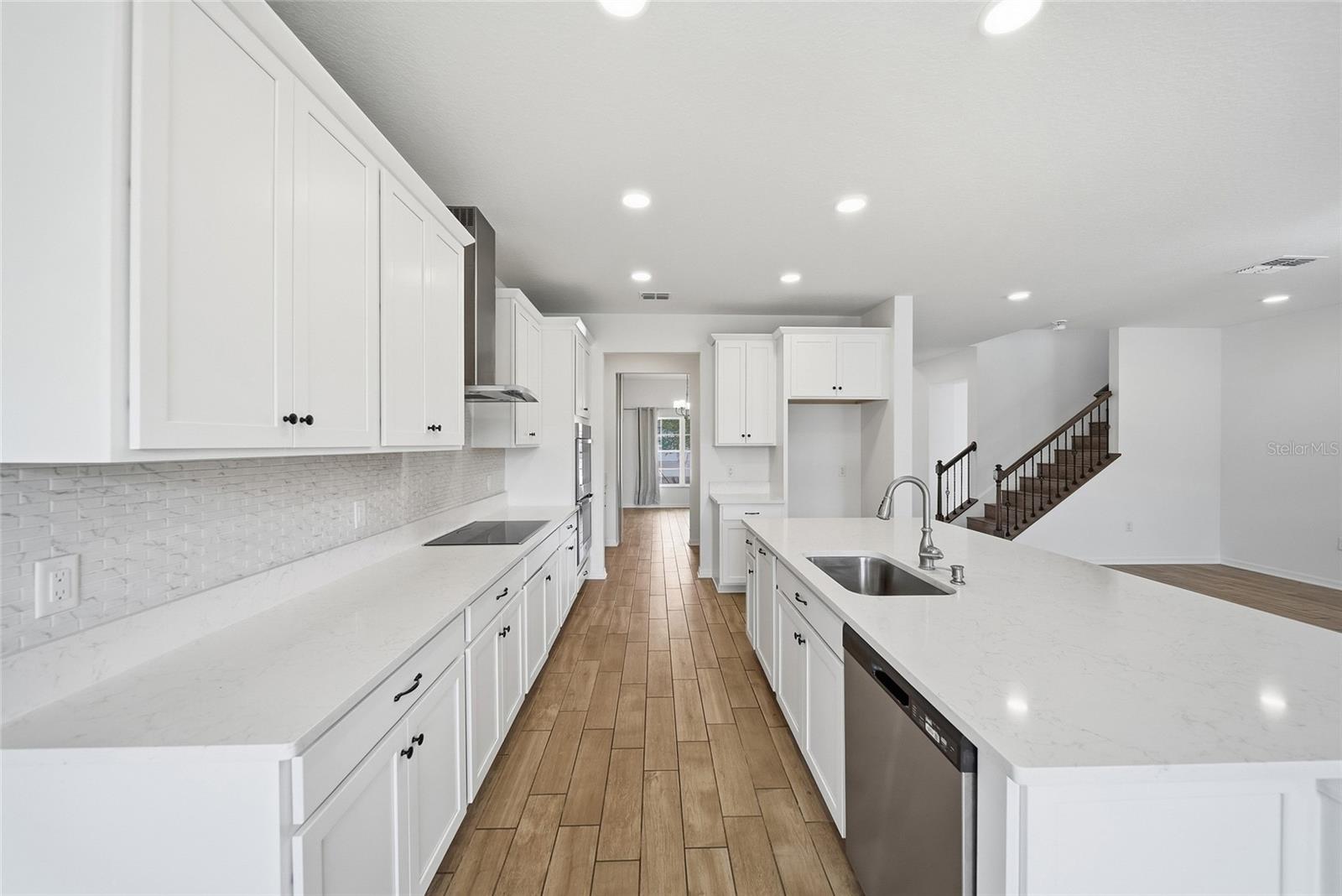 7824 NOTCHED PINE BND — photo 11