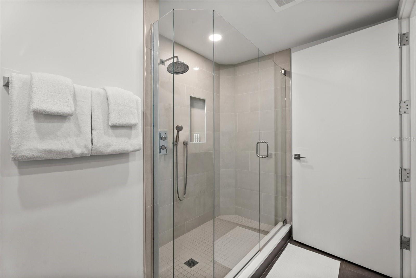 1035 SEASIDE DR #502 — photo 42