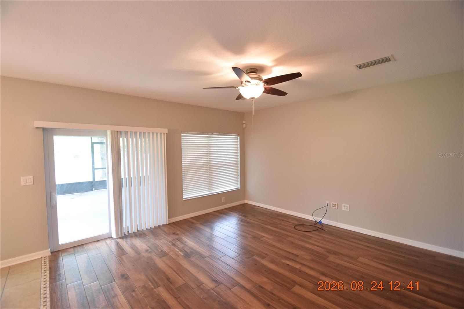 11405 FLORA SPRINGS DR — photo 8