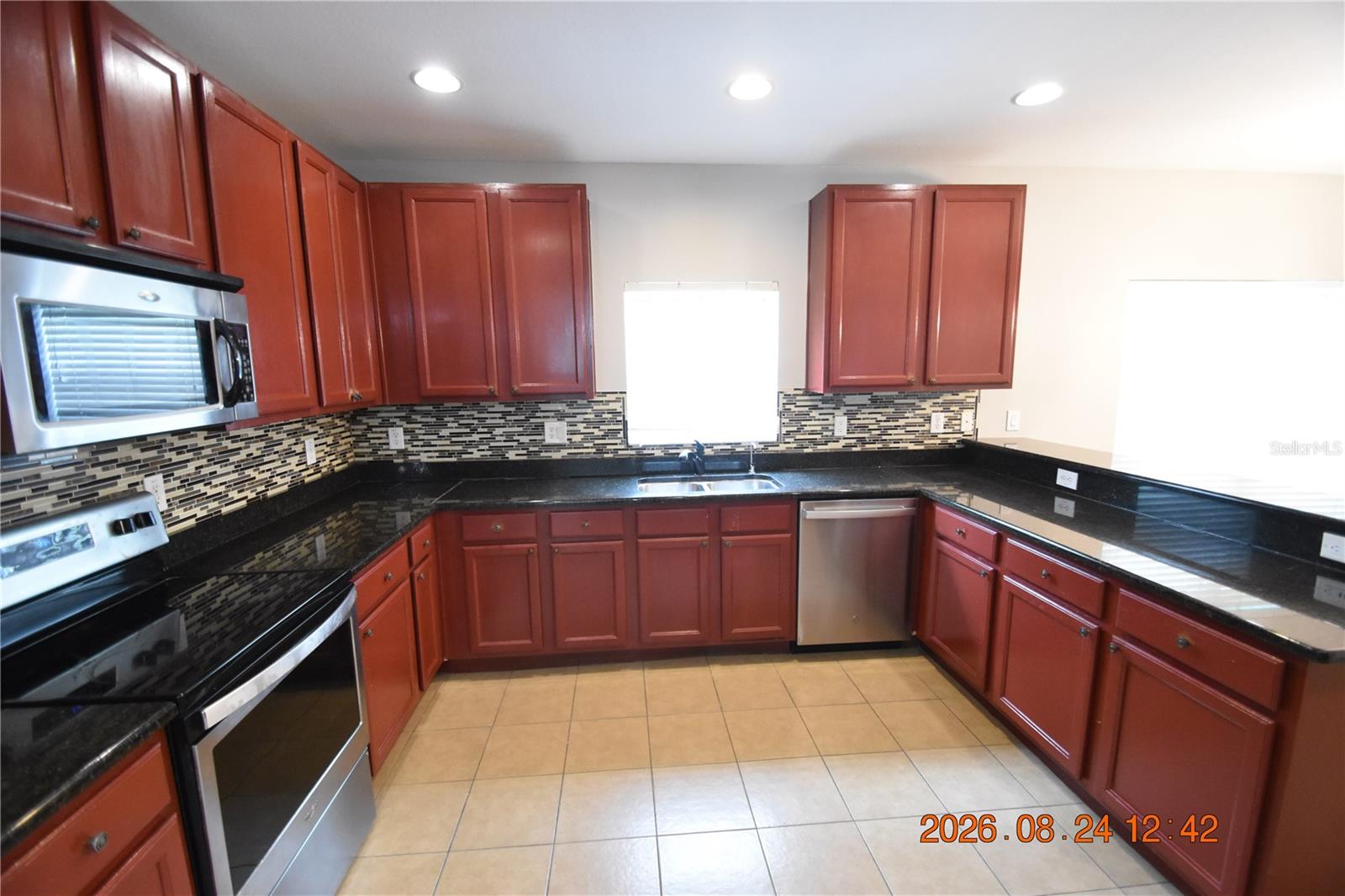11405 FLORA SPRINGS DR — photo 14