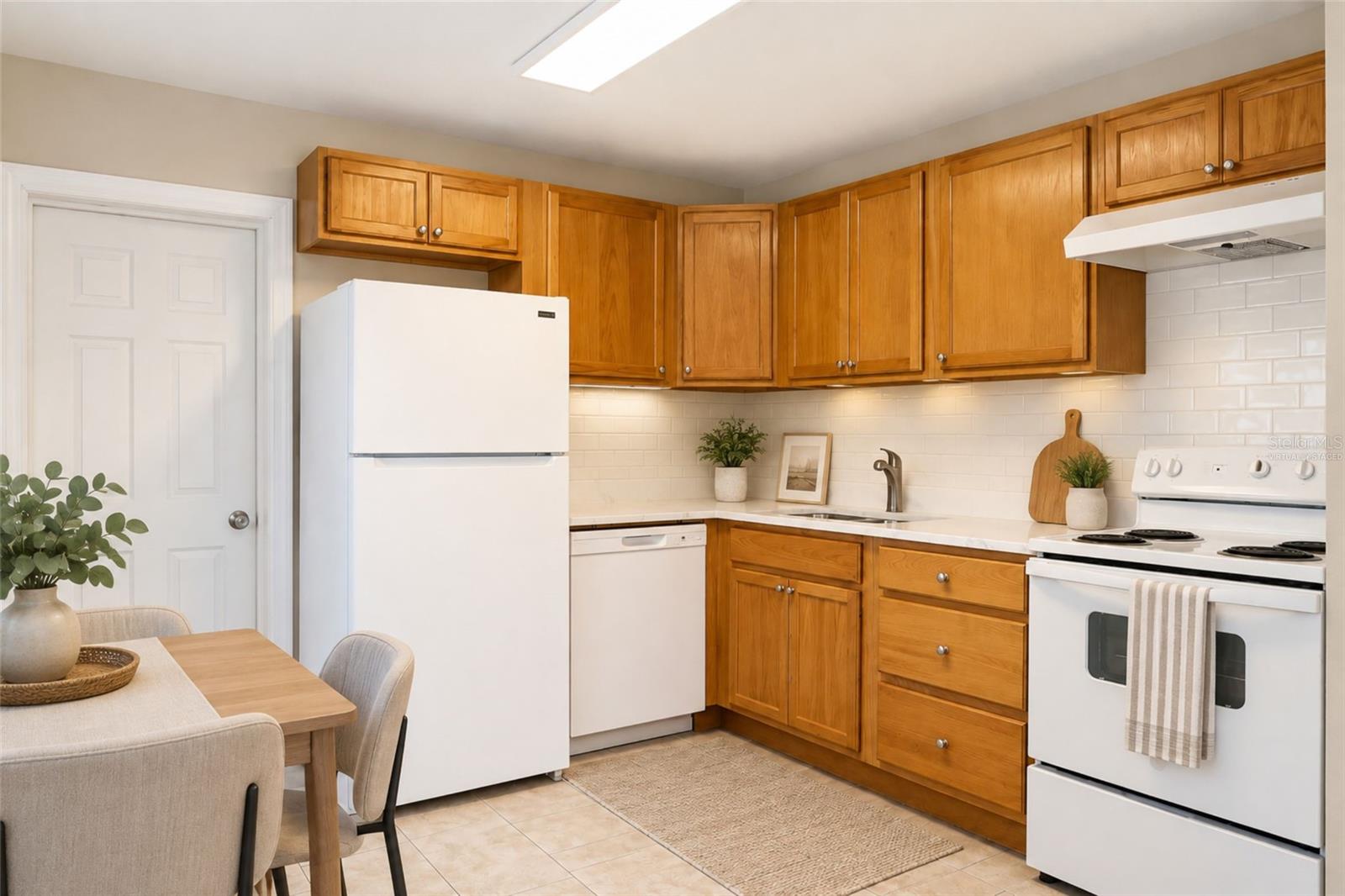 9412 N ELMER ST — photo 3