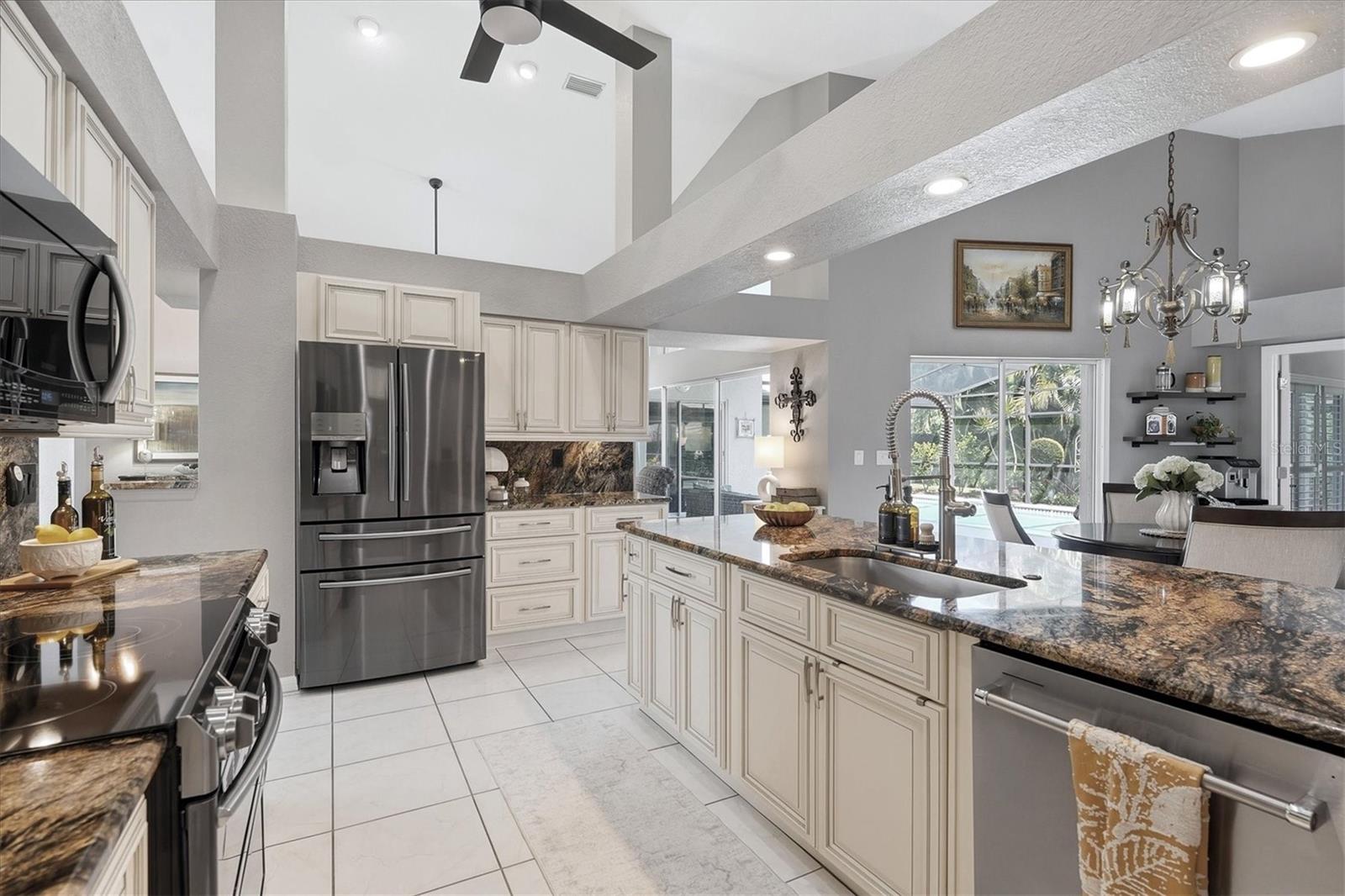 450 LAKE OF THE WOODS DR — photo 31