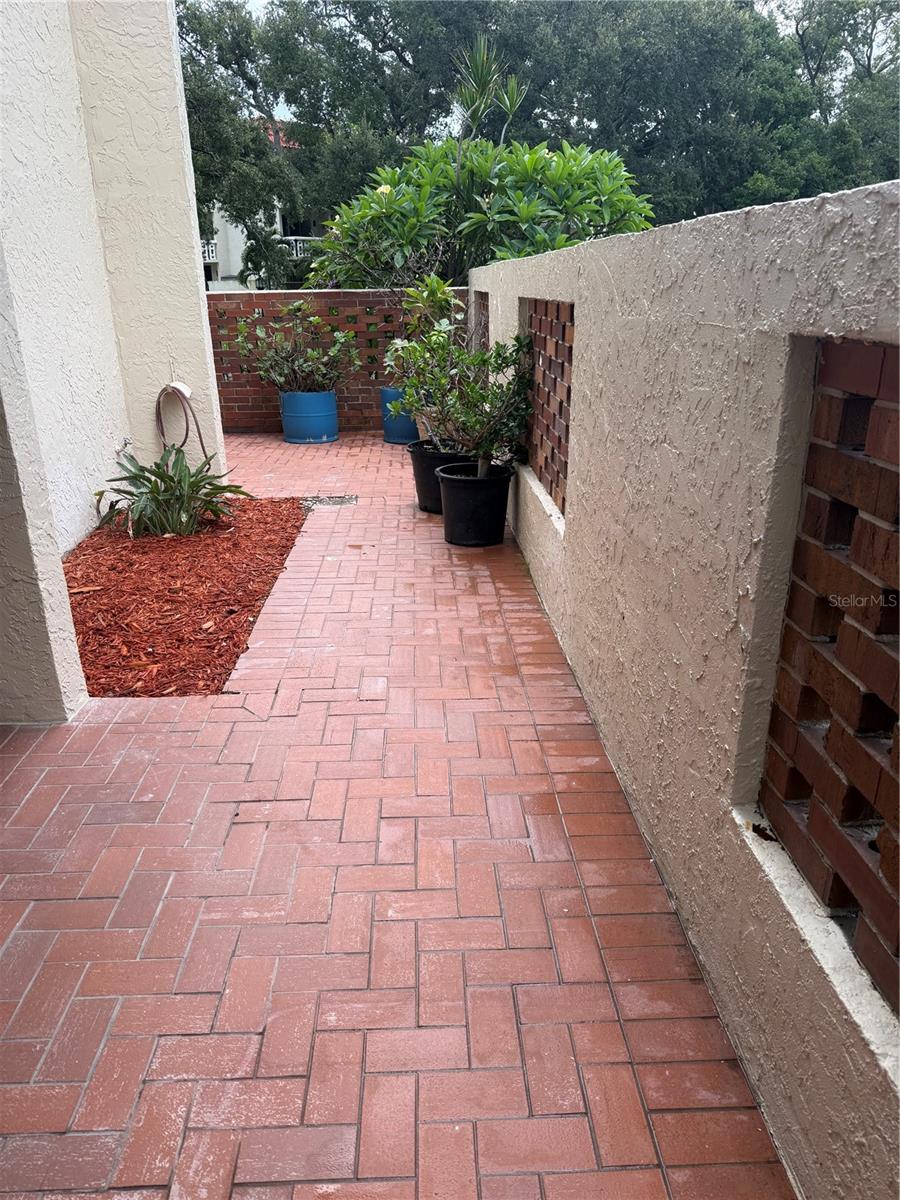 1012 PEARCE DR #111 — photo 6