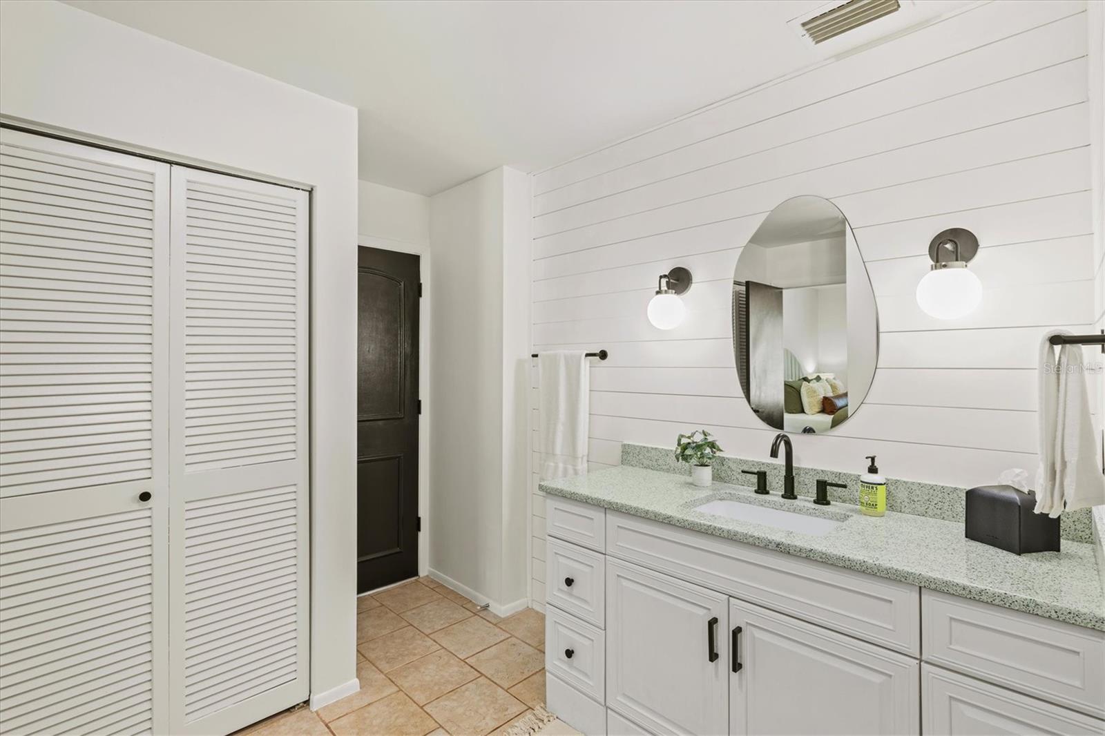 2650 DAVIS BLVD — photo 30