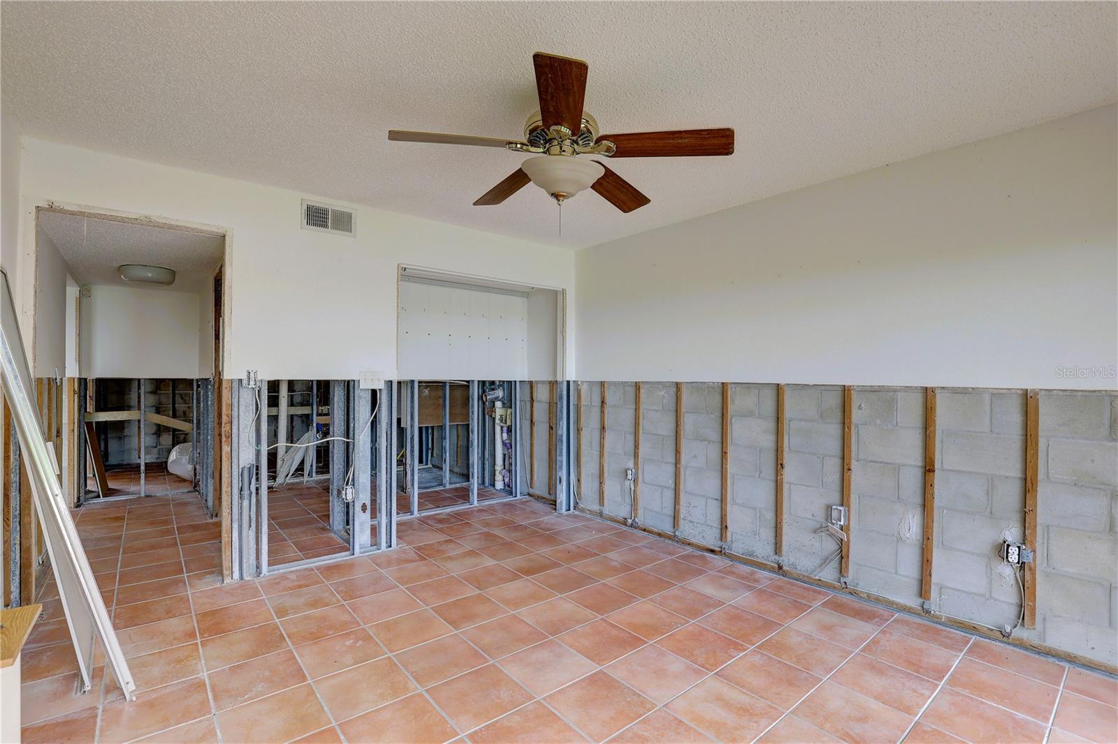 7510 SUNSHINE SKYWAY LN S #T13 — photo 11