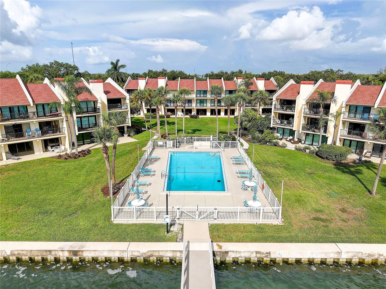 7510 SUNSHINE SKYWAY LN S #T13 — photo 24