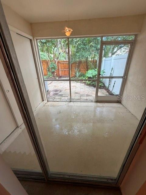 1136 DOVER CT — photo 8