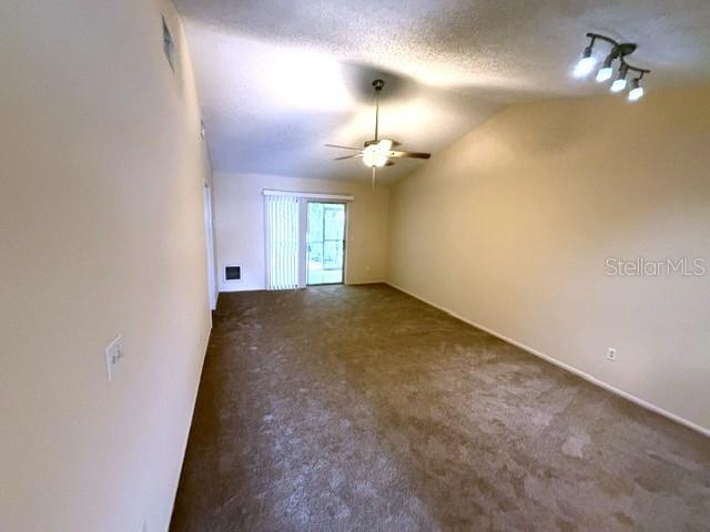 1136 DOVER CT — photo 7