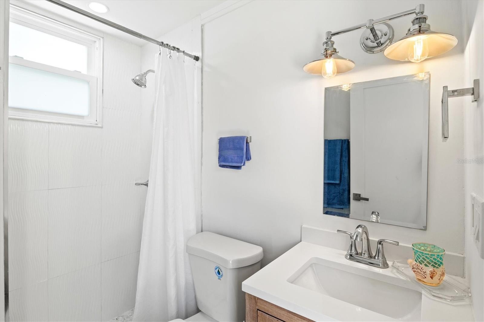 2226 ARLINGTON ST — photo 37