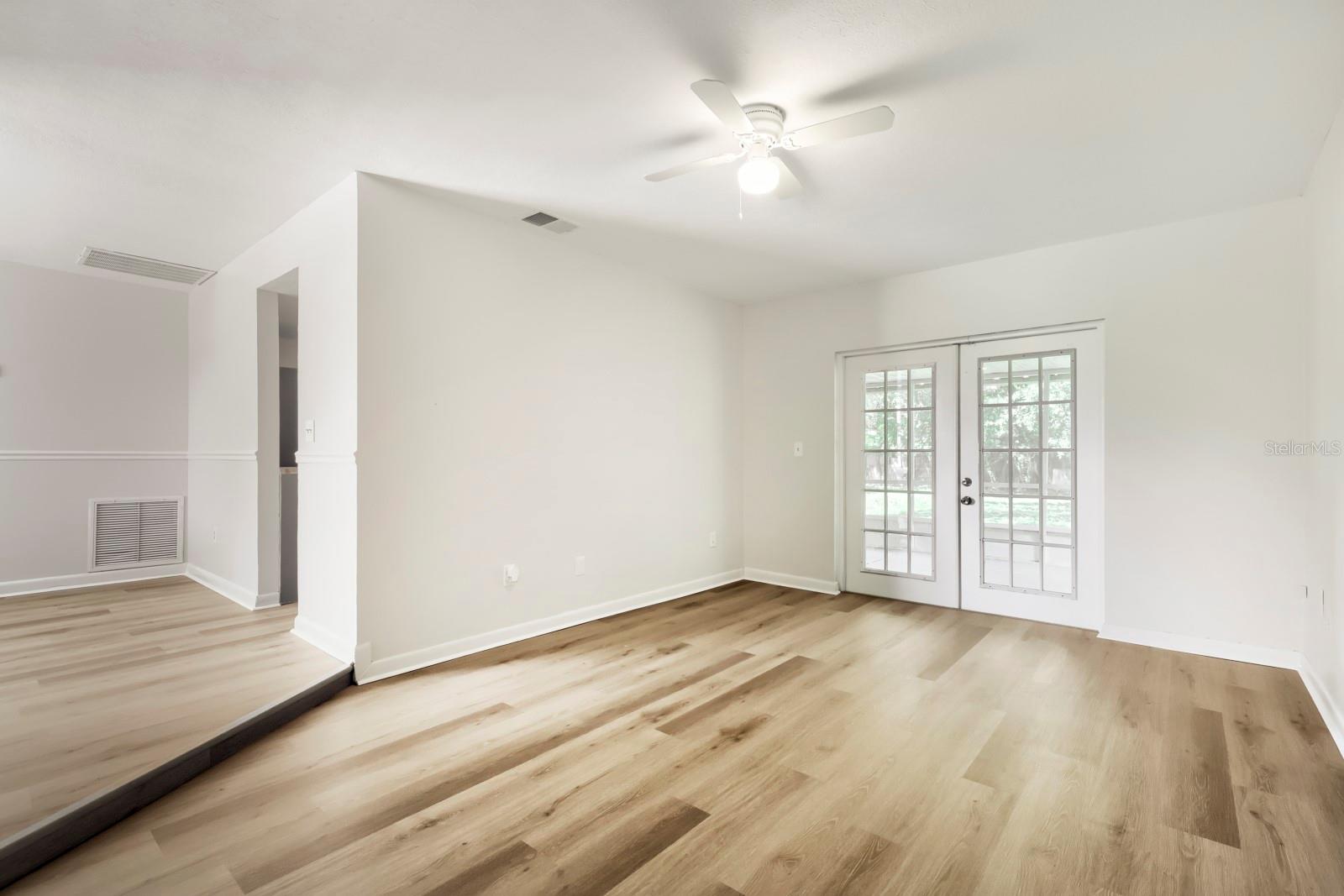 1418 OAK VALLEY DR — photo 3