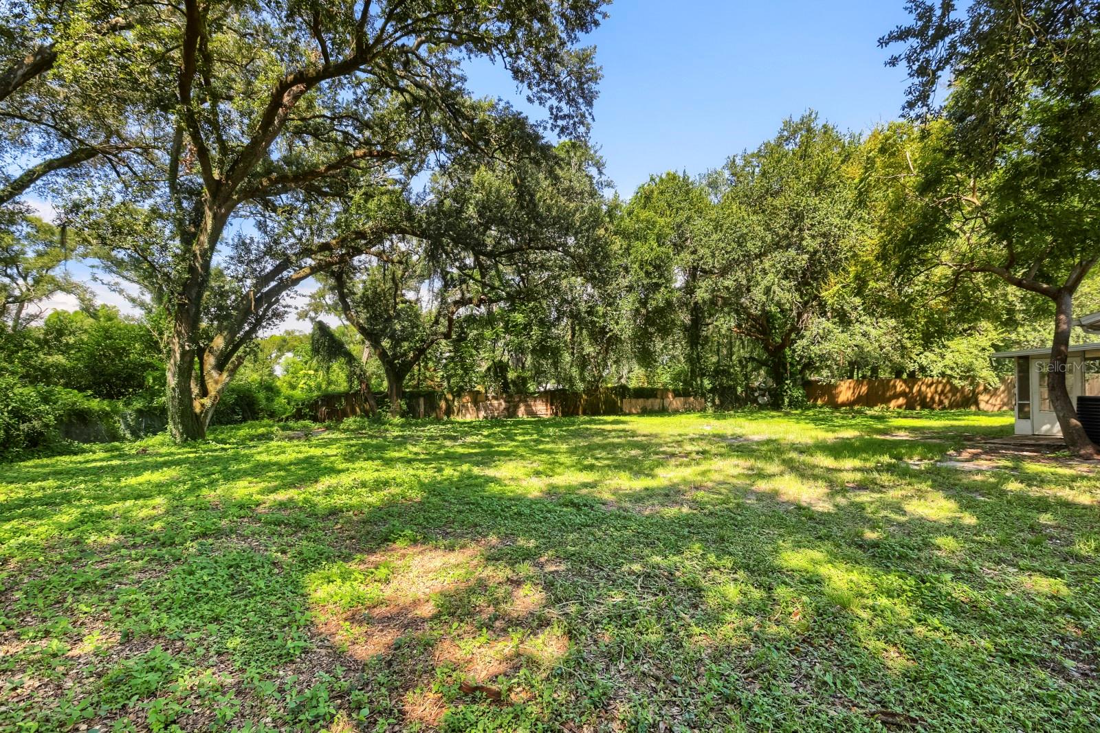 1418 OAK VALLEY DR — photo 14