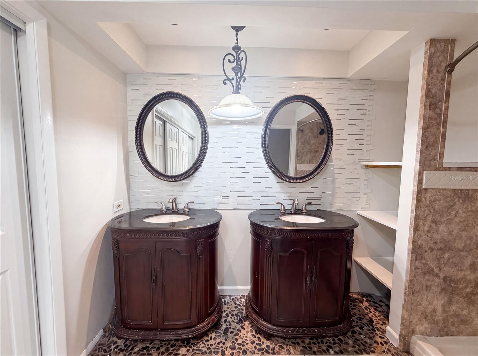 4747 PURITAN CIR #523 — photo 9