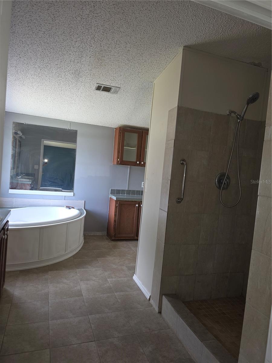 1020 BRINWOOD DR — photo 30