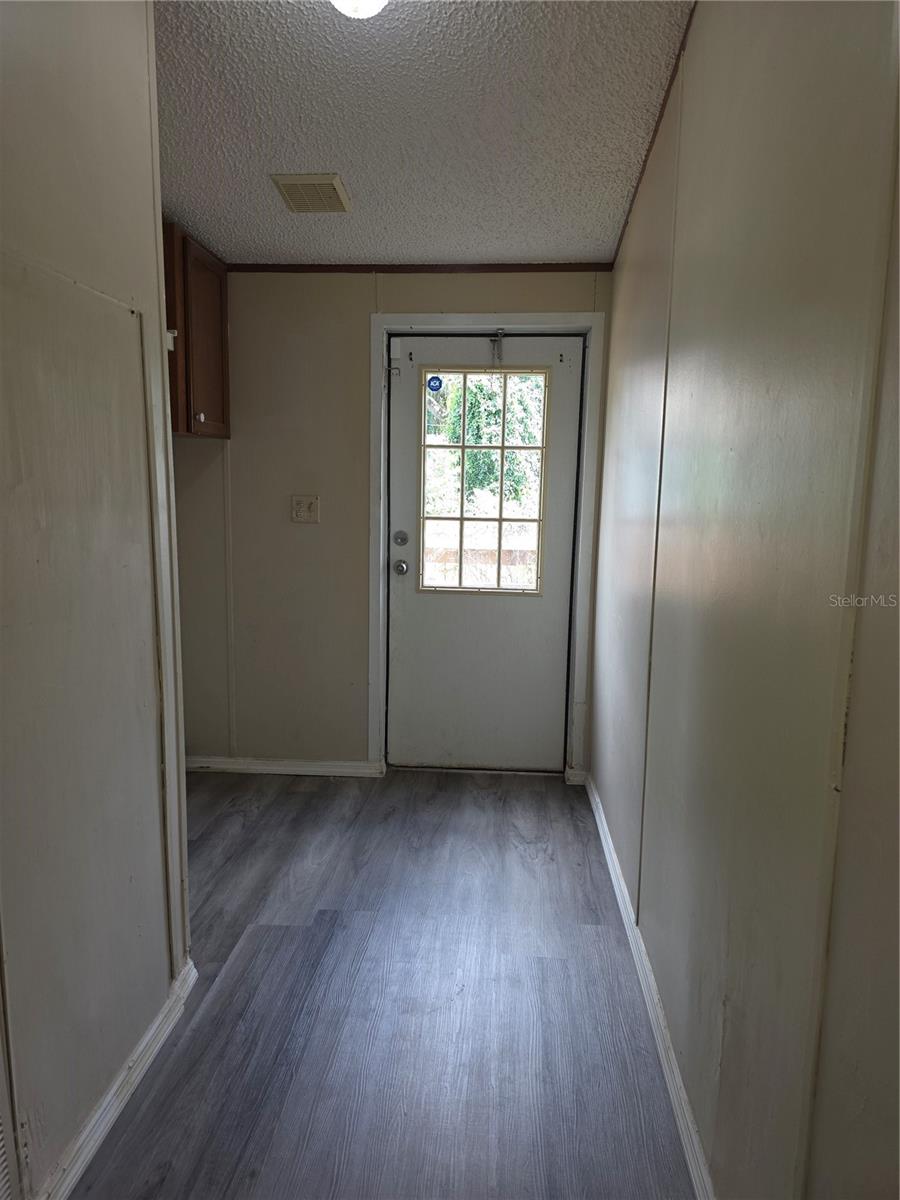 1020 BRINWOOD DR — photo 18