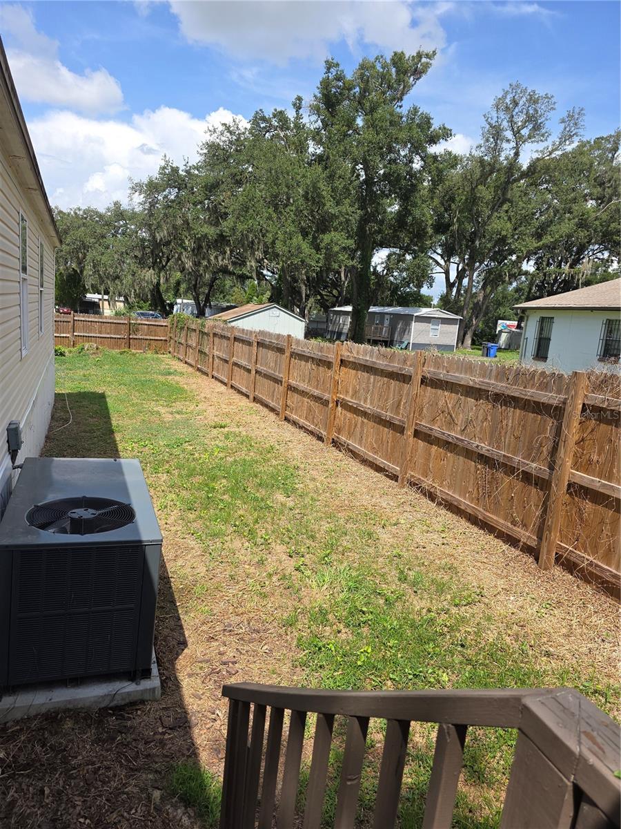 1020 BRINWOOD DR — photo 41