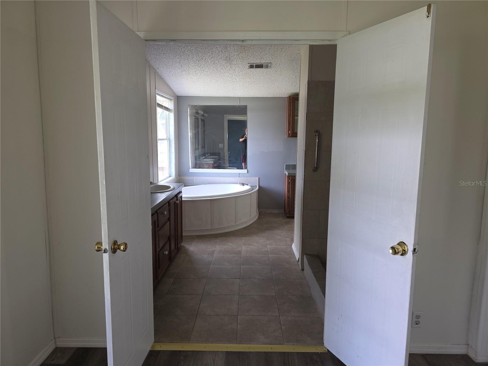 1020 BRINWOOD DR — photo 29