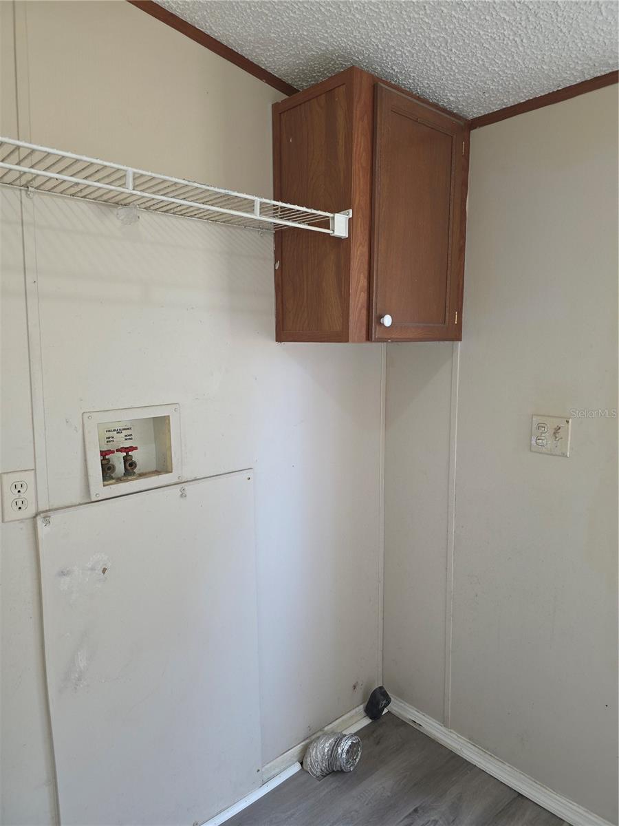 1020 BRINWOOD DR — photo 19
