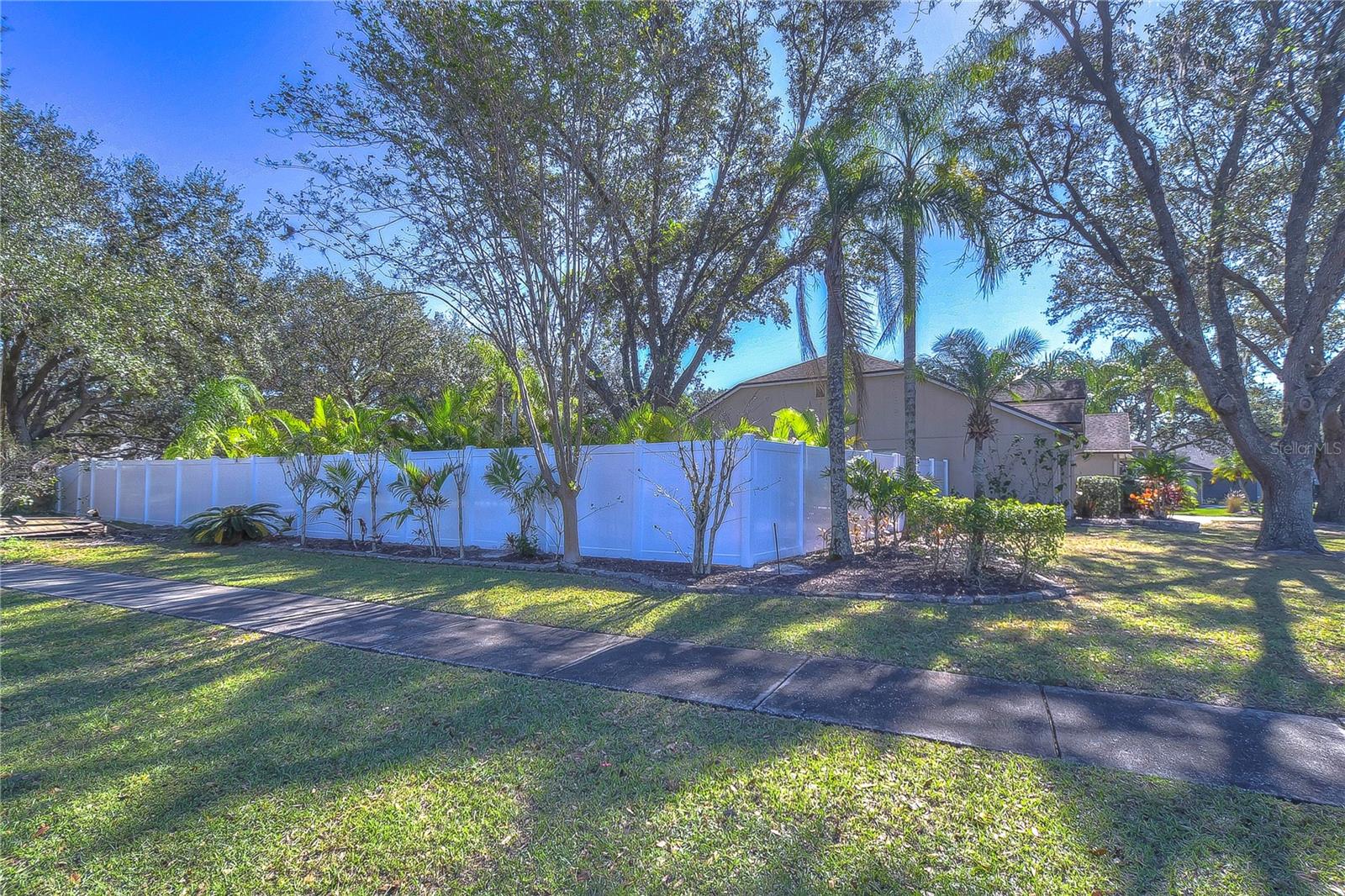 9502 SUNNYOAK DR — photo 23