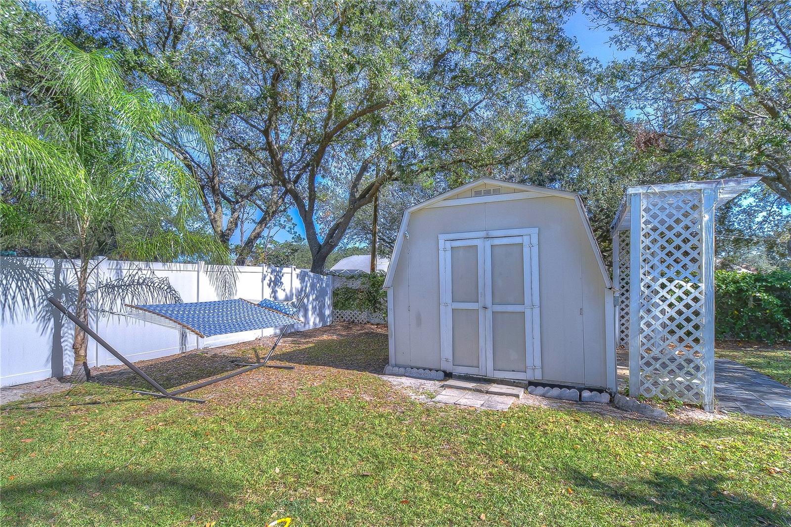 9502 SUNNYOAK DR — photo 30