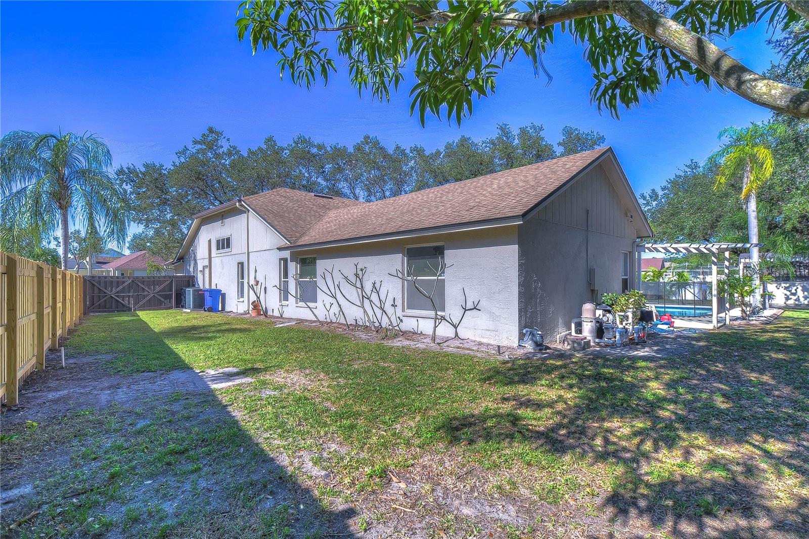 9502 SUNNYOAK DR — photo 38