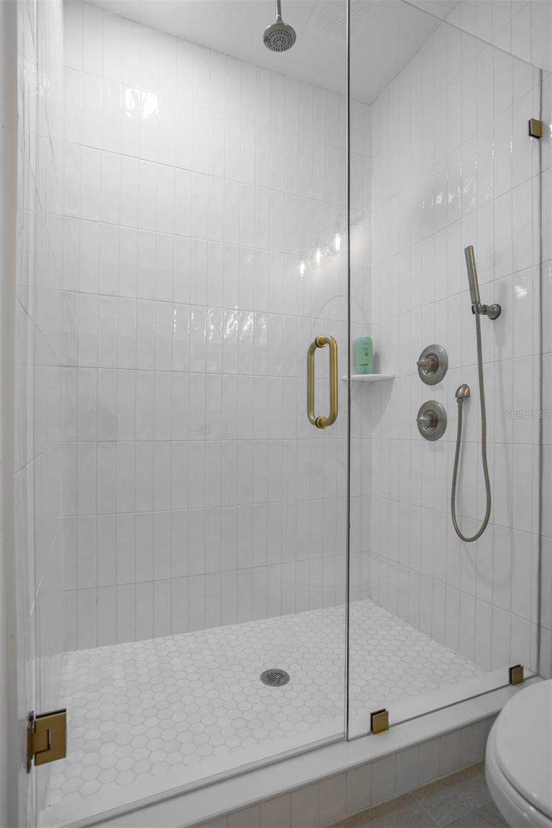 3206 W ARCH ST — photo 43