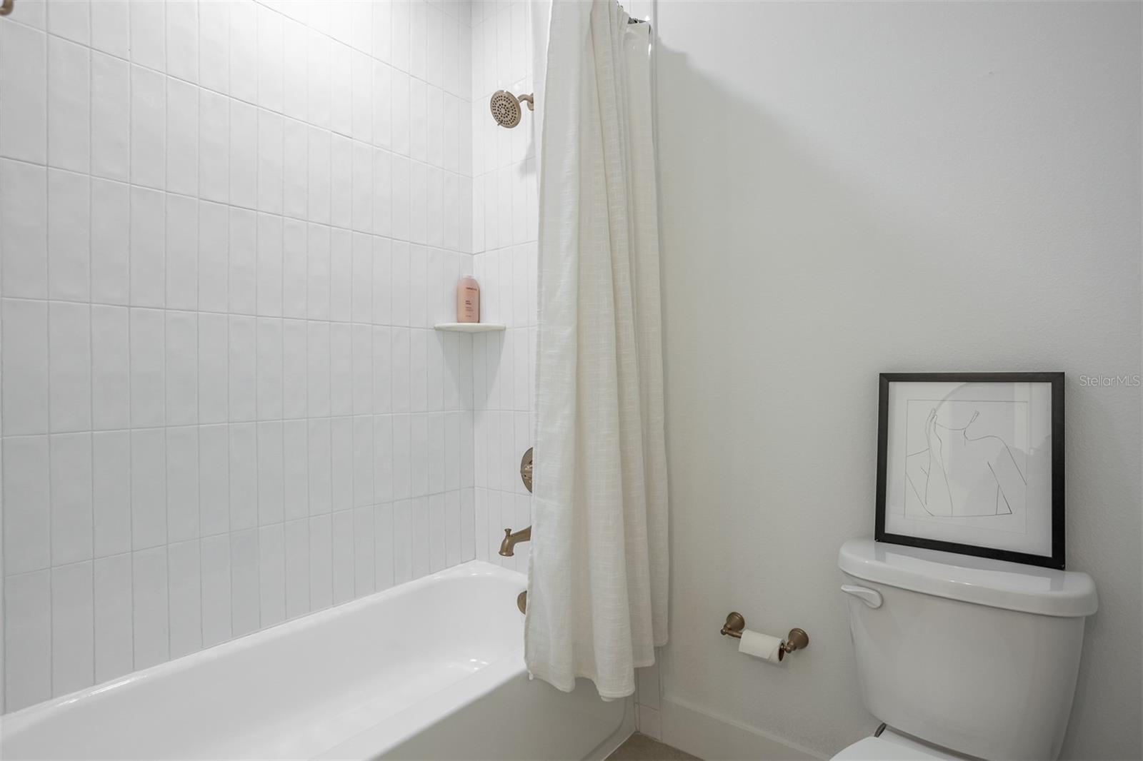 3206 W ARCH ST — photo 41