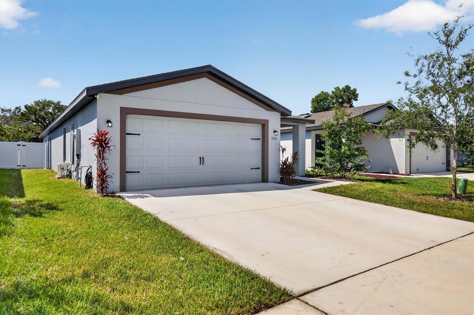 5761 HELMSMAN CT — photo 3