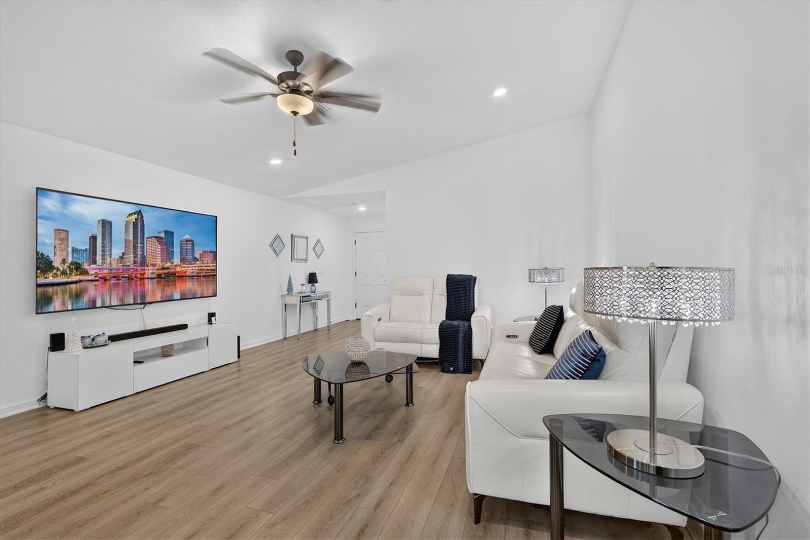 5761 HELMSMAN CT — photo 12