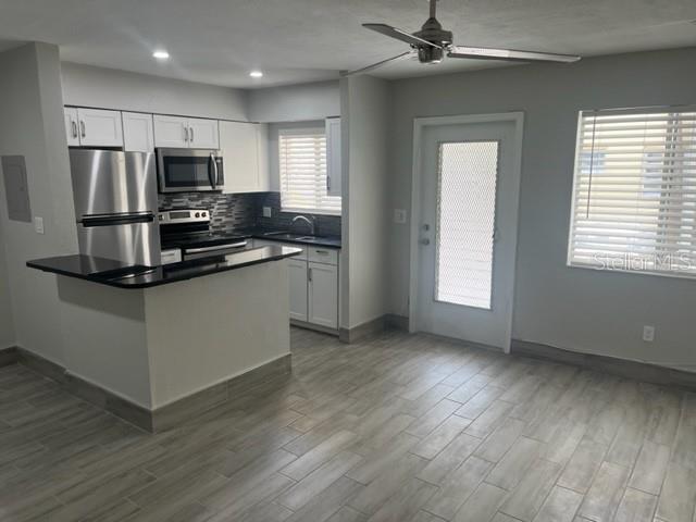 1605 PASS A GRILLE WAY #2 — photo 3