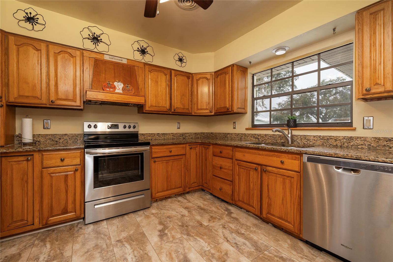 1901 STANCEL DR — photo 11