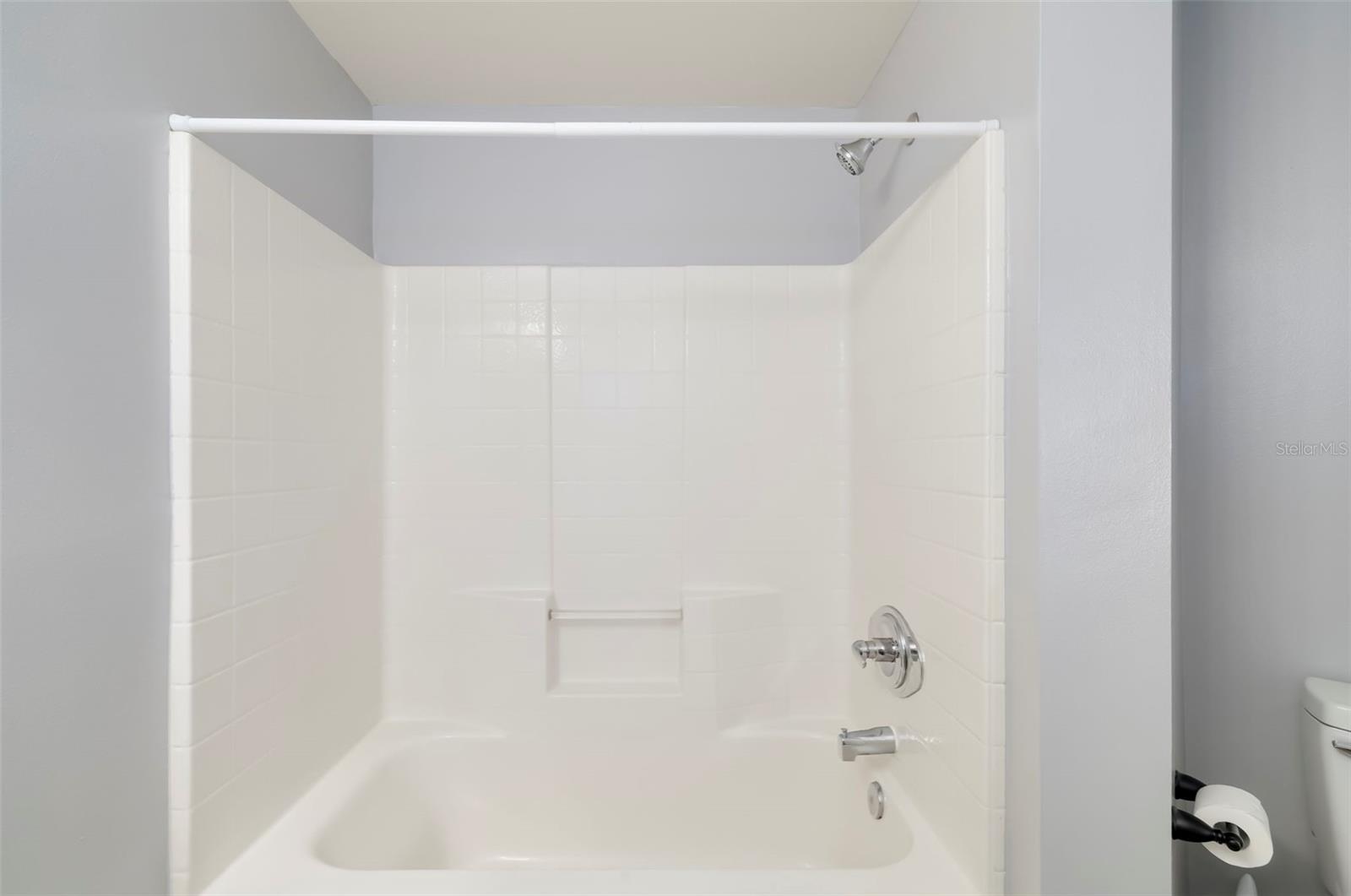 5500 BENTGRASS DR #6-203 — photo 23