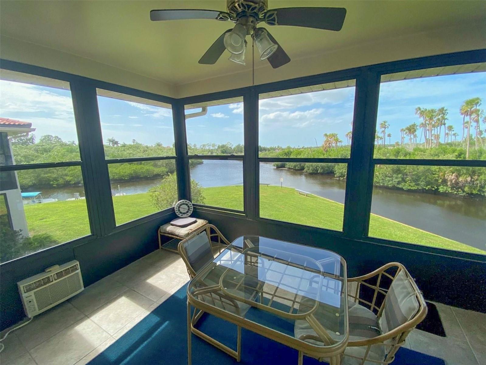 9940 EAGLES POINT CIR #4 — photo 17